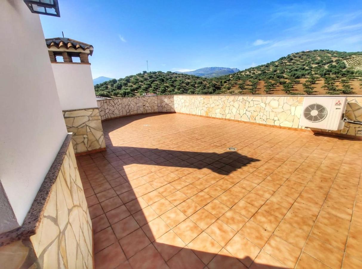 Casa Amplia Con Terraza En La Vinuela Villa Exterior photo